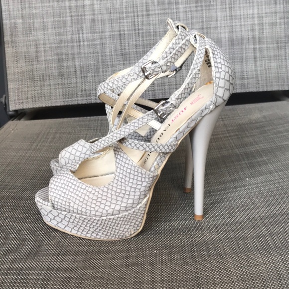 Gray Heels • Just Fab - Picture 3 of 6